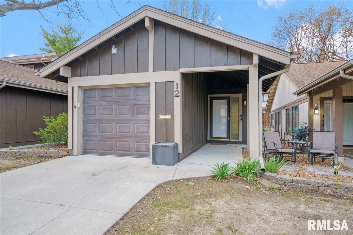 12 Redwood Lane, Springfield, Illinois image 1