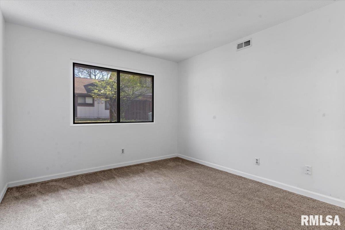 12 Redwood Lane, Springfield, Illinois image 17