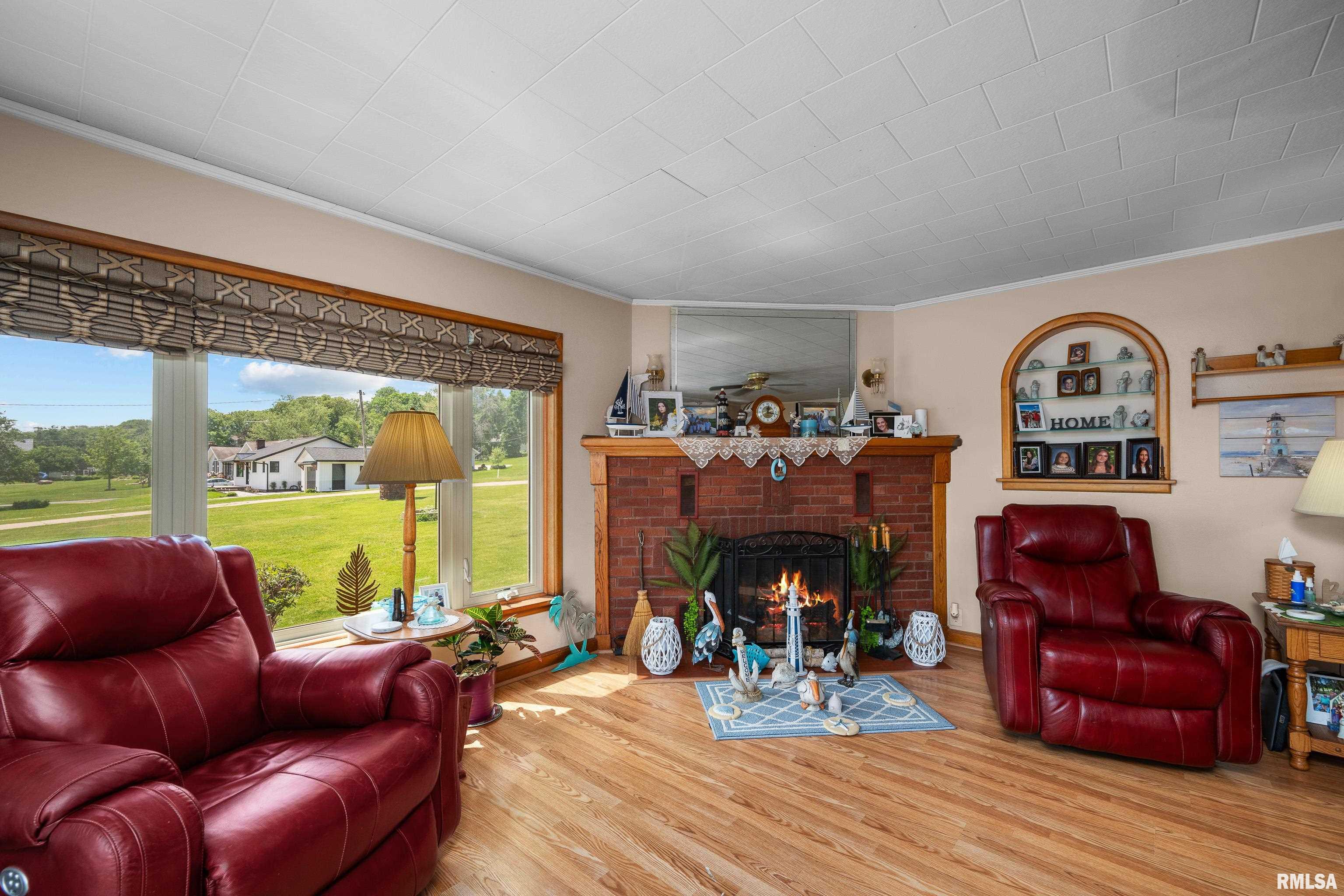 21780 Great River Road, Le Claire, Iowa image 10