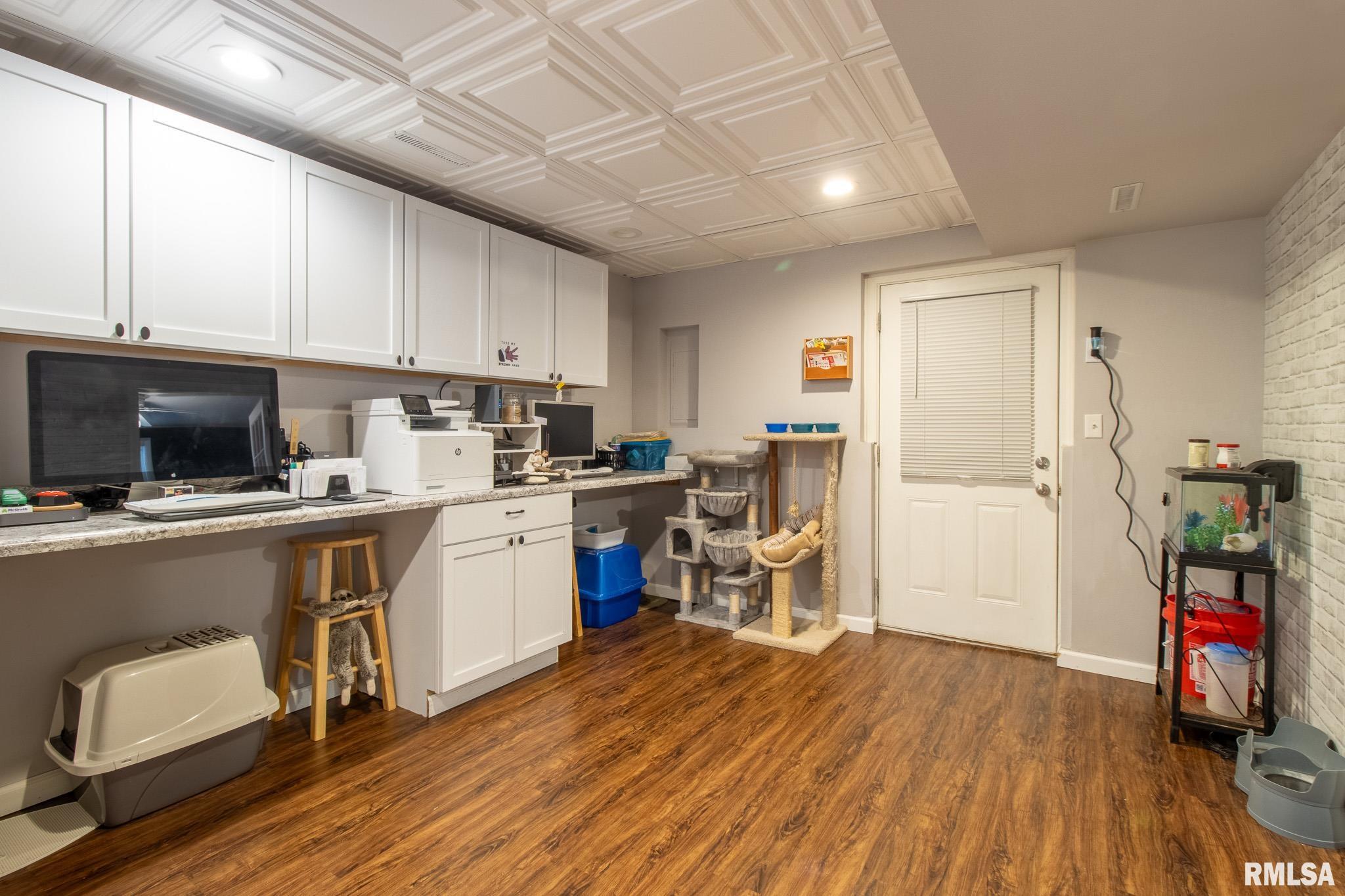857 Sunnyview Avenue, Knoxville, Illinois image 25