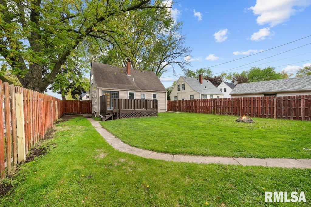 2605 Pacific Street, Davenport, Iowa image 29