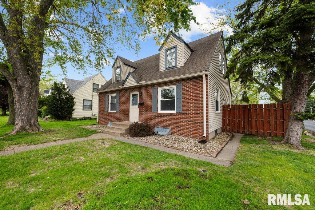 2605 Pacific Street, Davenport, Iowa image 3