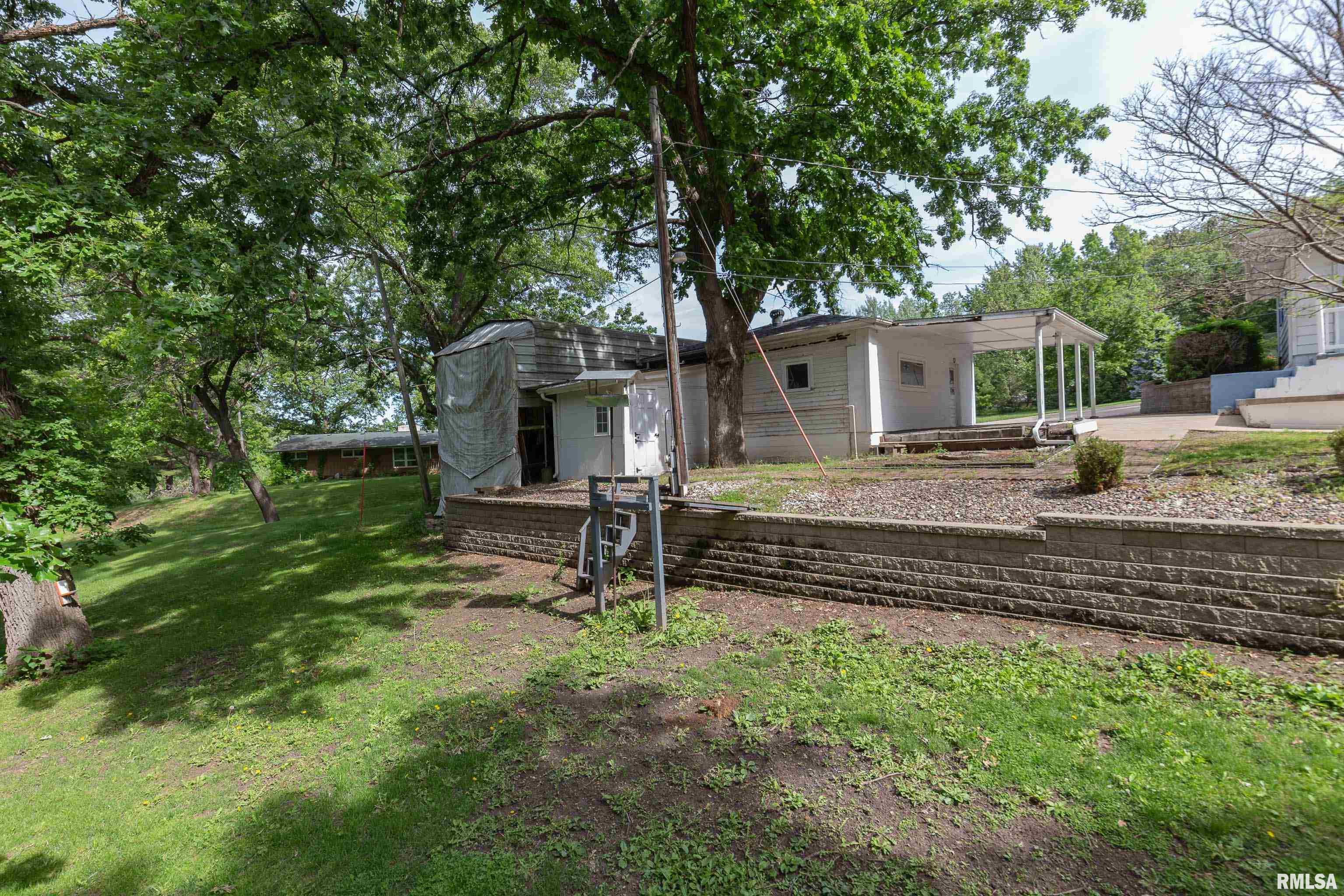 12312 Niabi Zoo Road, Coal Valley, Illinois image 17