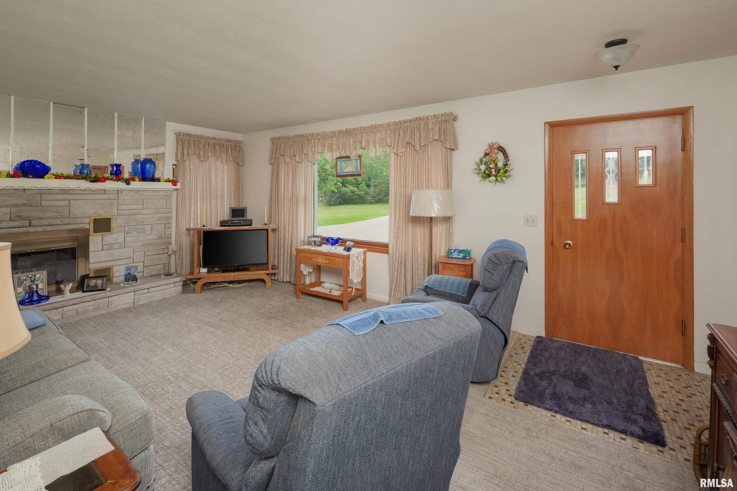 12312 Niabi Zoo Road, Coal Valley, Illinois image 23