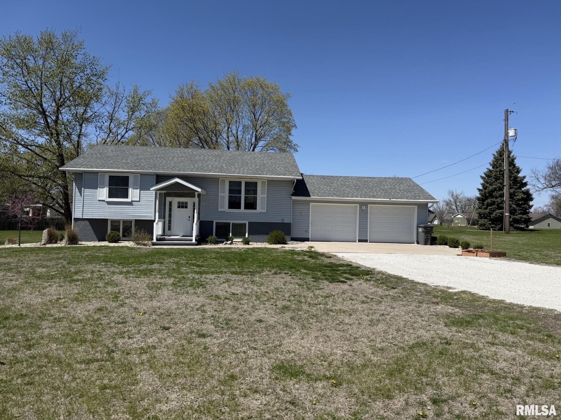 1247 Township Road 950 E Road, Gladstone, Illinois image 2