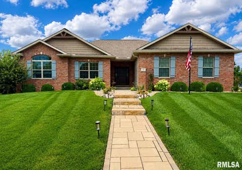 Homes For Sale - 600 Whistling Strait Street<br/> Washington, IL 61571
