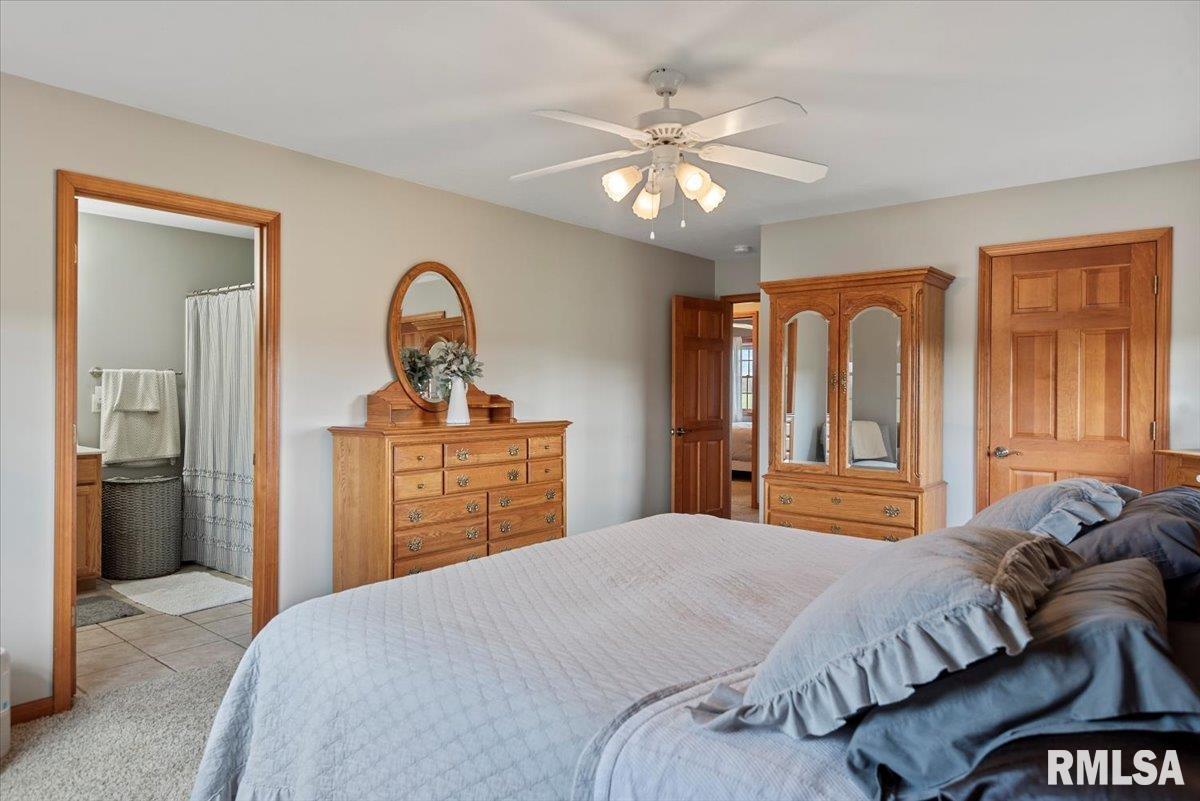 495 S Griffith Creek Road, Mechanicsburg, Illinois image 31