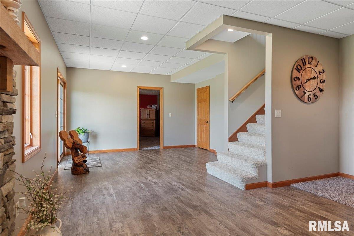 495 S Griffith Creek Road, Mechanicsburg, Illinois image 37