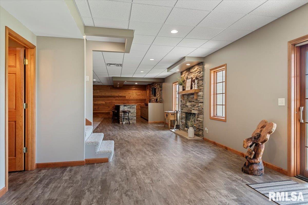 495 S Griffith Creek Road, Mechanicsburg, Illinois image 39