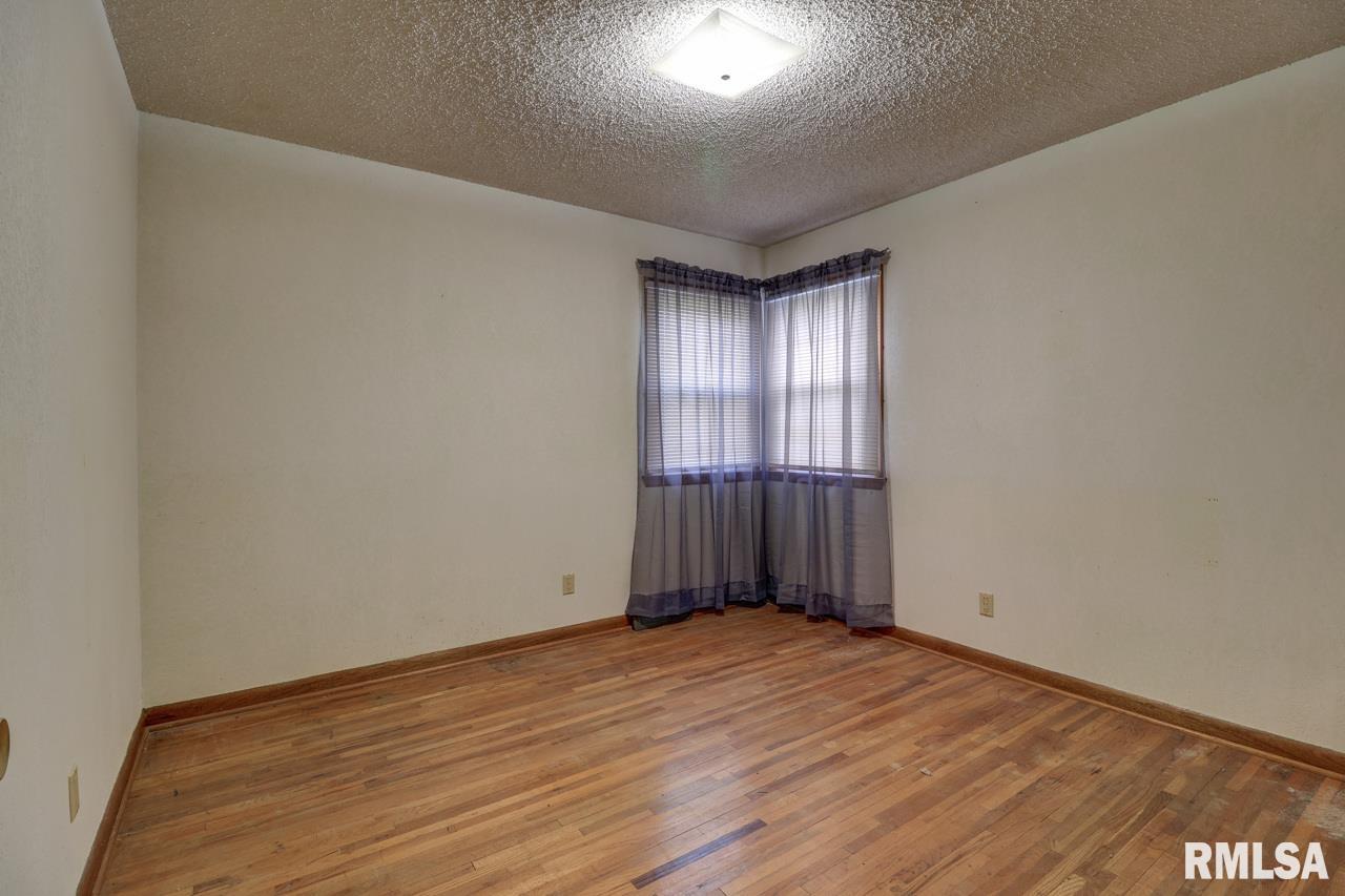 1148 Briarcliff Lane, Clinton, Iowa image 10
