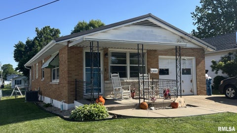 Homes For Sale - 2915 Whewell Avenue<br/> Quincy, IL 62301