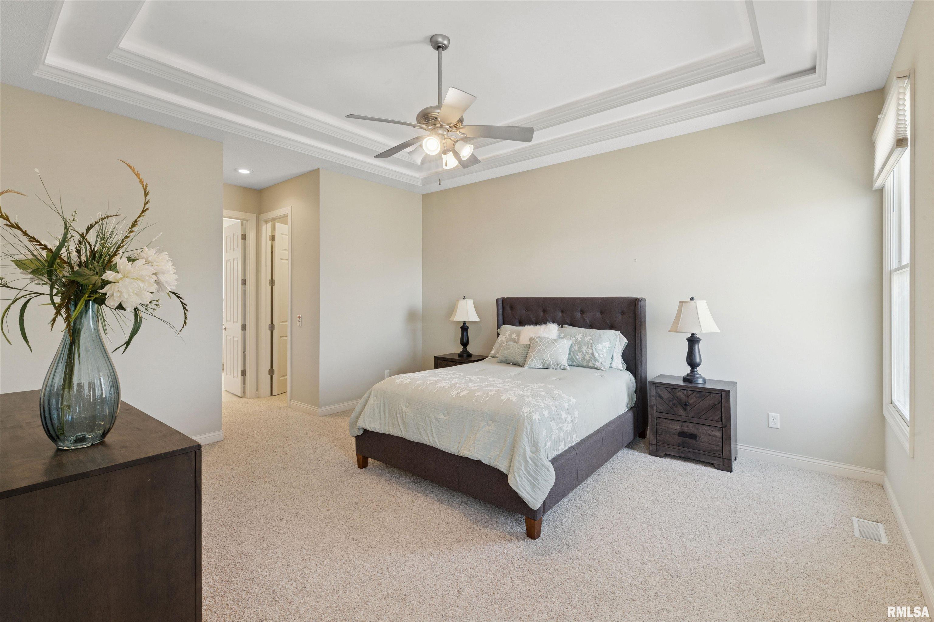 3164 Meridith Way, Bettendorf, Iowa image 27