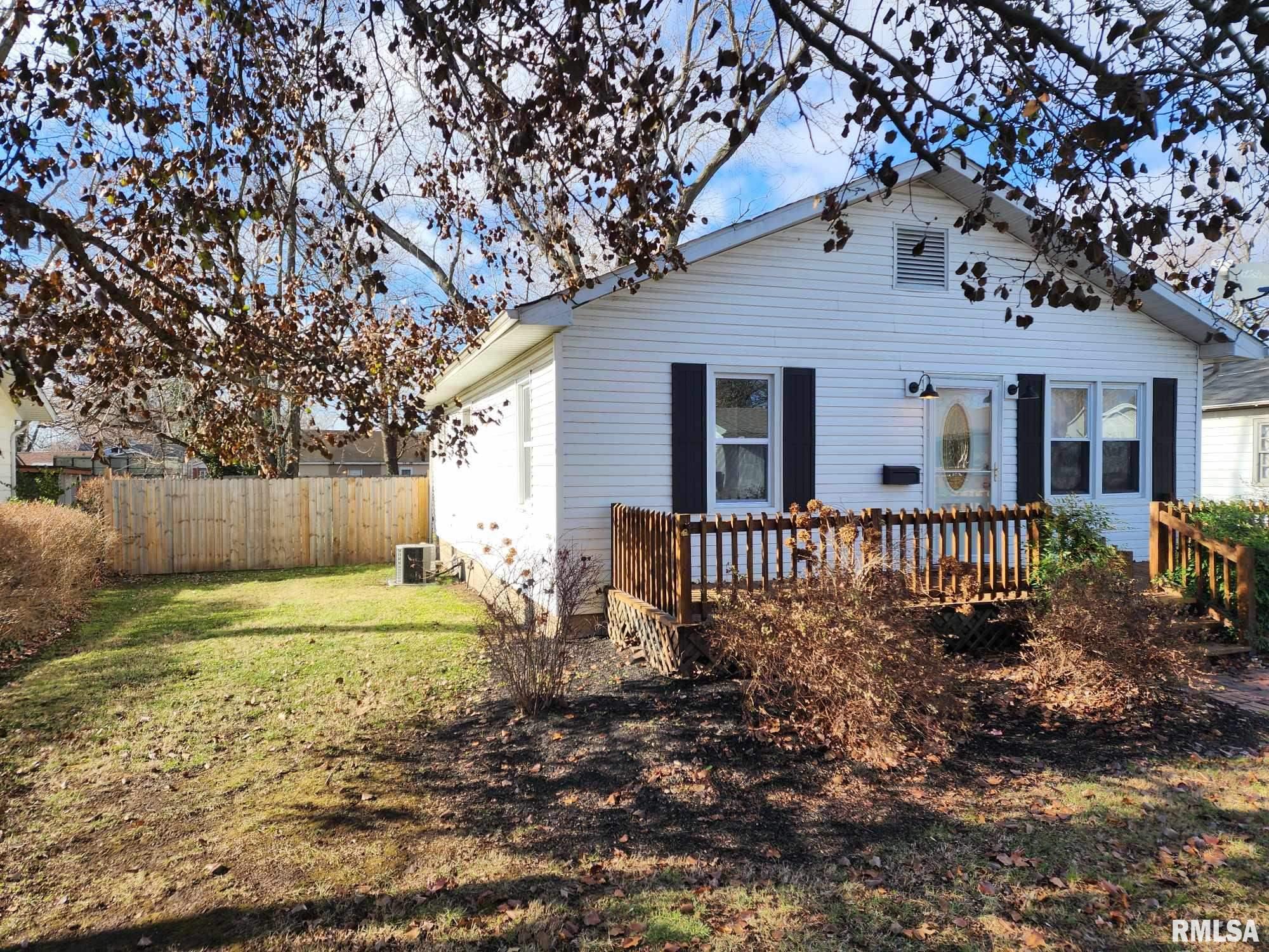 1003 Glendale Street, Benton, Illinois image 3