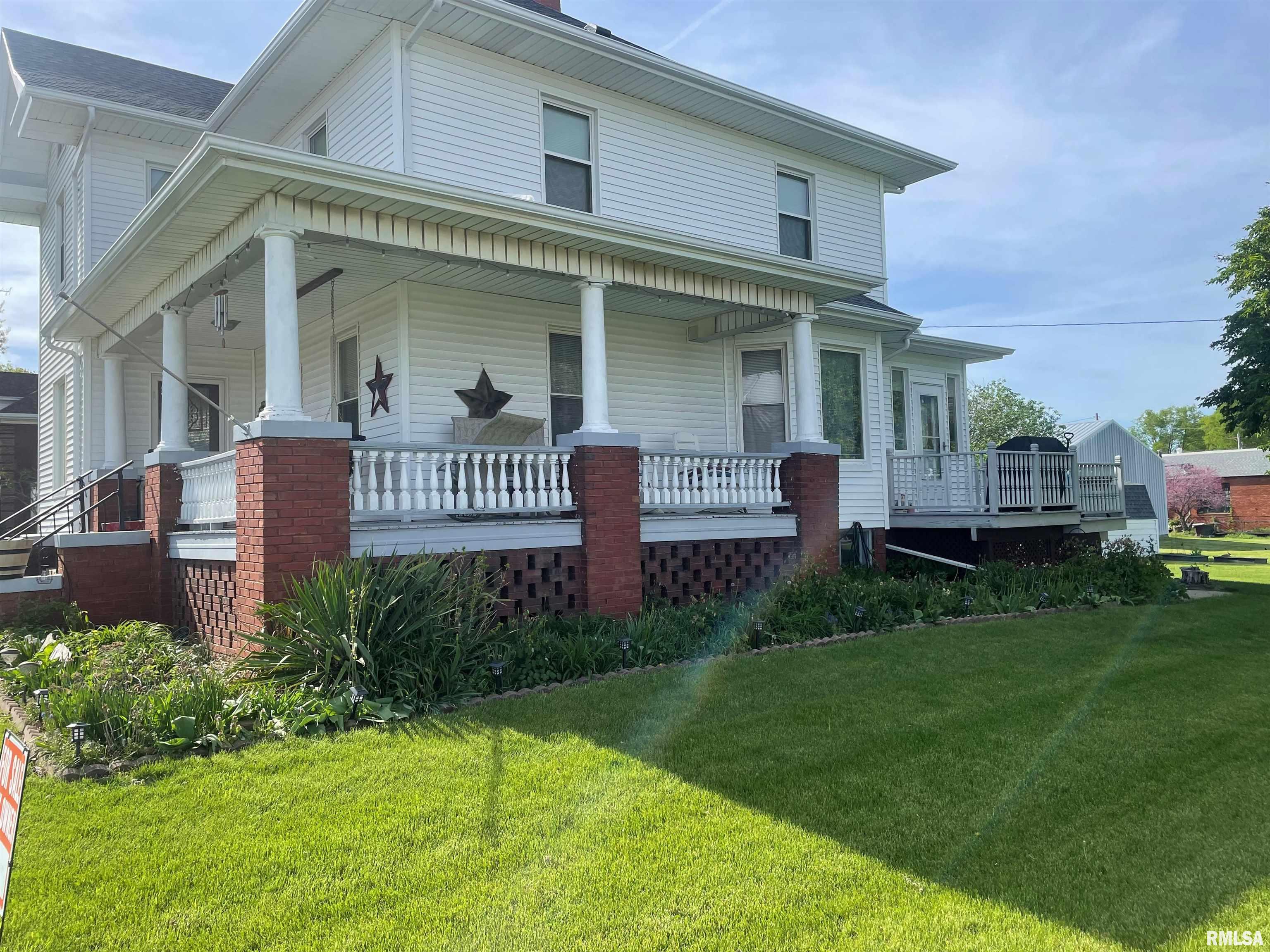 302 Oak Street, Adair, Illinois image 2