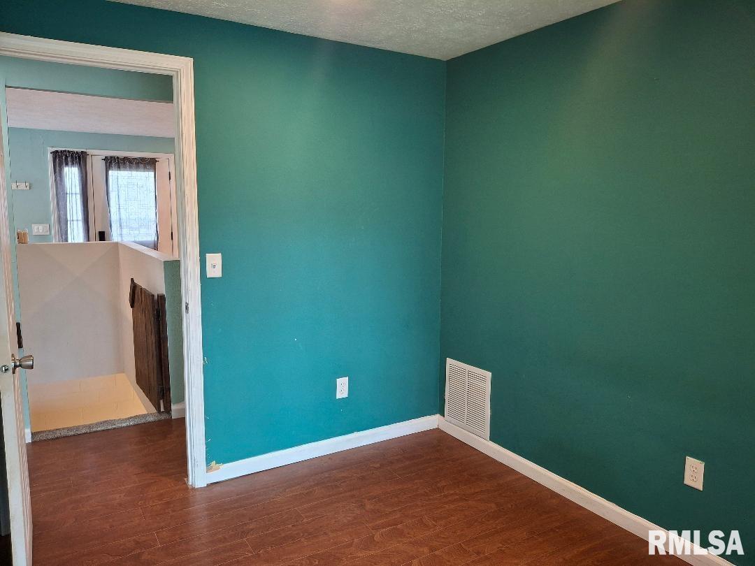 1907 Chicory Road, Pekin, Illinois image 37