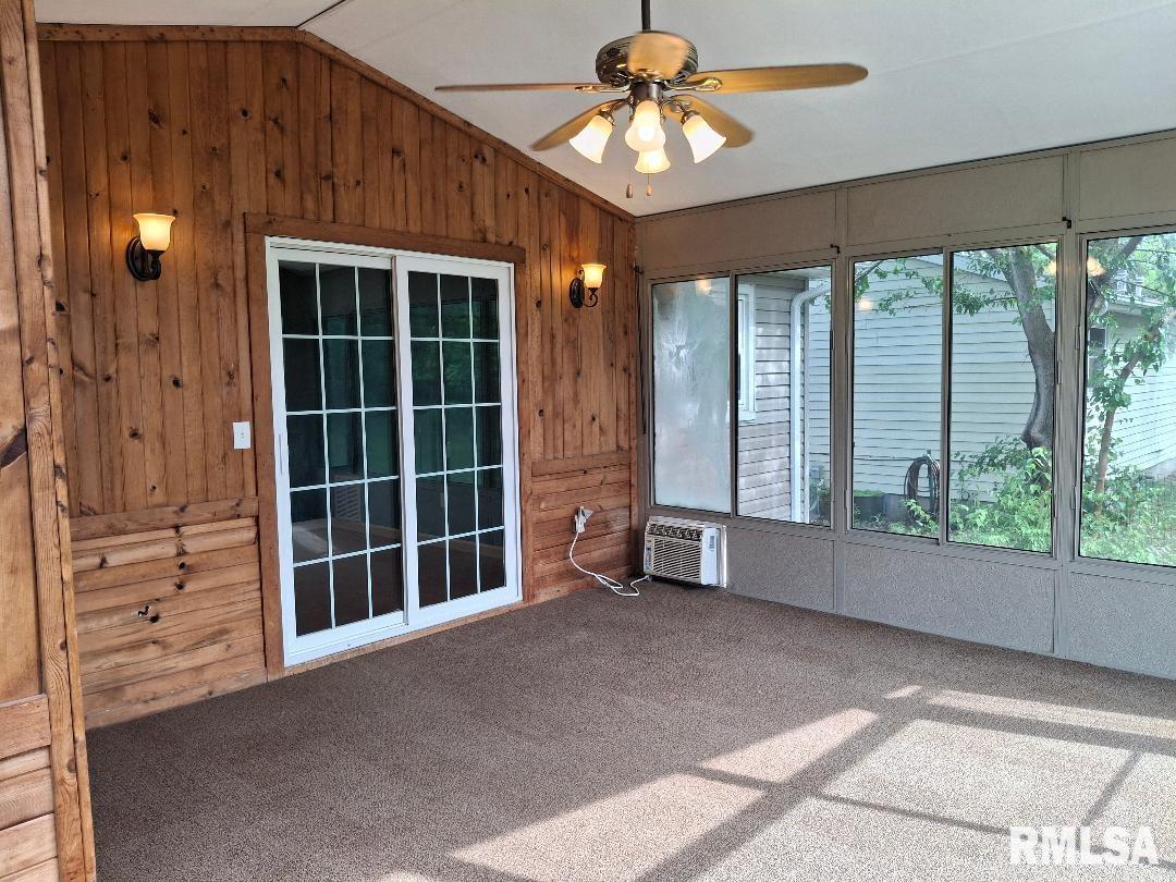 1907 Chicory Road, Pekin, Illinois image 23