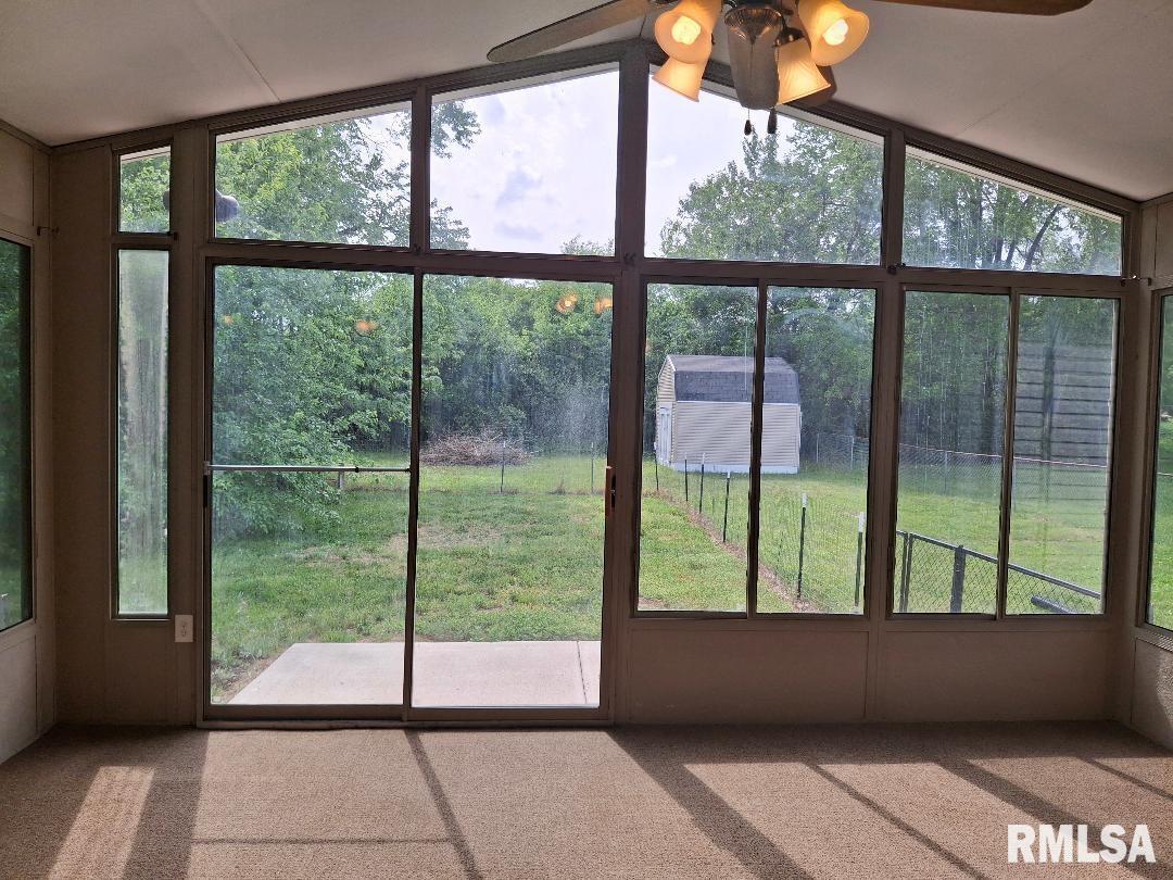1907 Chicory Road, Pekin, Illinois image 25
