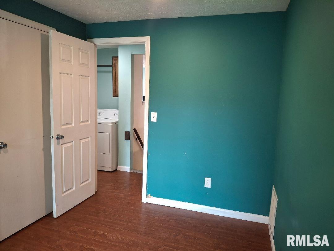 1907 Chicory Road, Pekin, Illinois image 38