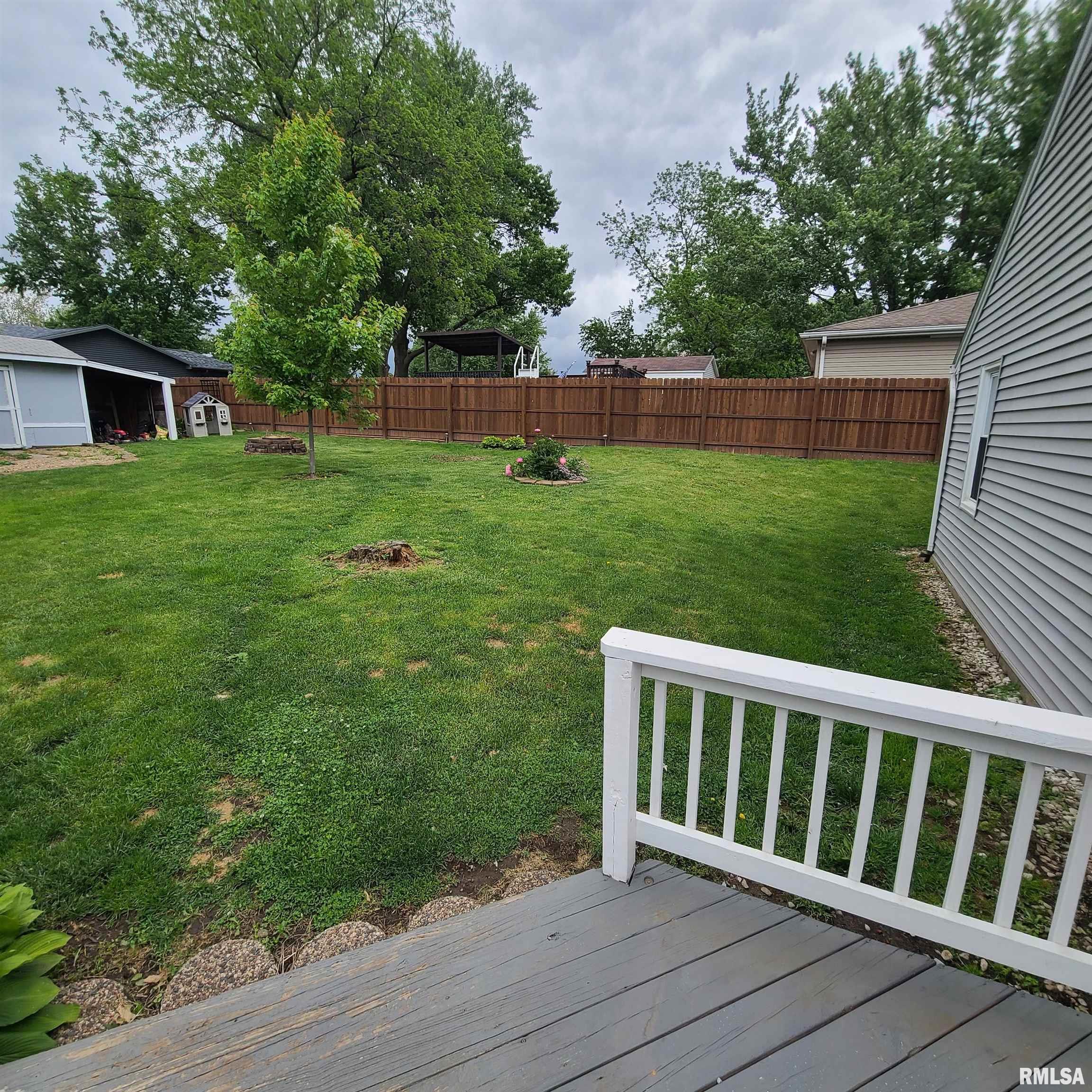 107 Division Street, East Galesburg, Illinois image 9