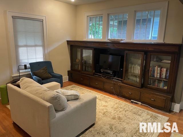 1443 N 3rd Street, Springfield, Illinois image 4