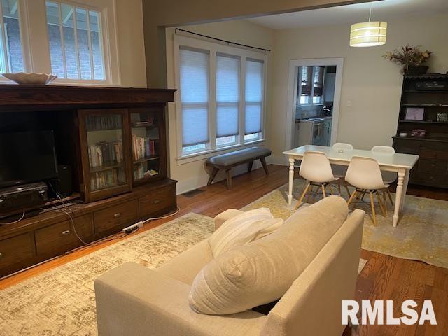 1443 N 3rd Street, Springfield, Illinois image 5