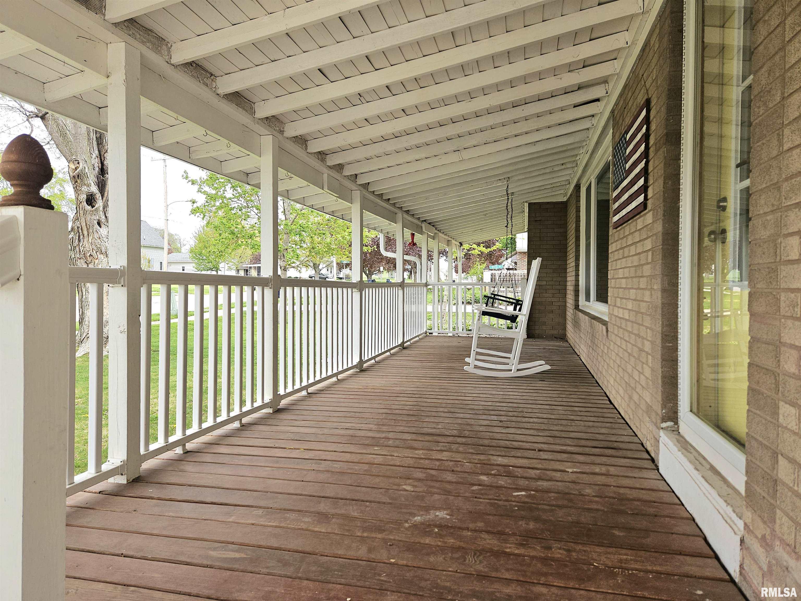 718 Cypress Street, Wilton, Iowa image 3