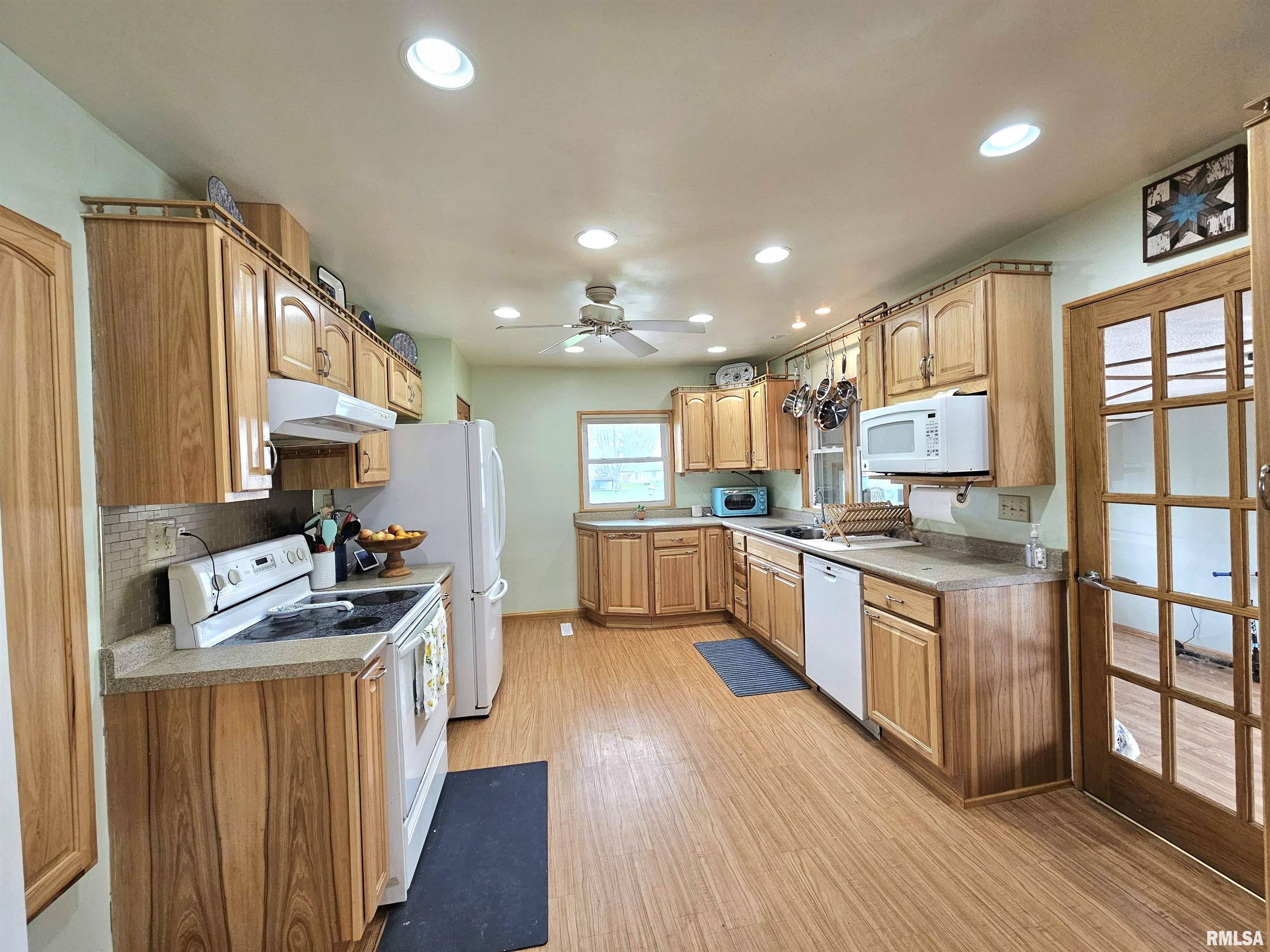 718 Cypress Street, Wilton, Iowa image 9