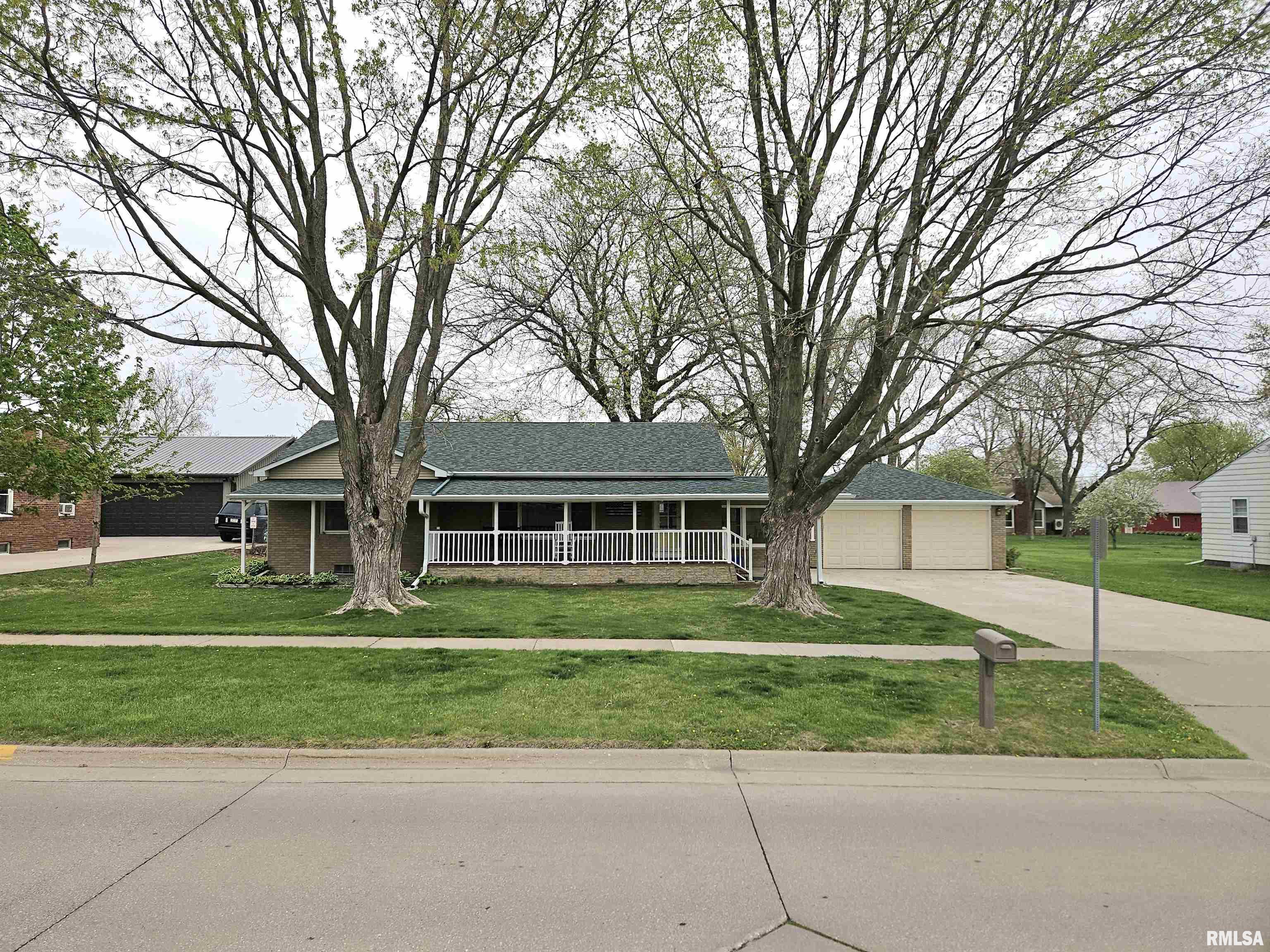718 Cypress Street, Wilton, Iowa image 1