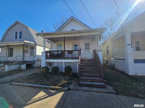 Homes For Sale - 1822 N Missouri Avenue<br/> Peoria, IL 61603