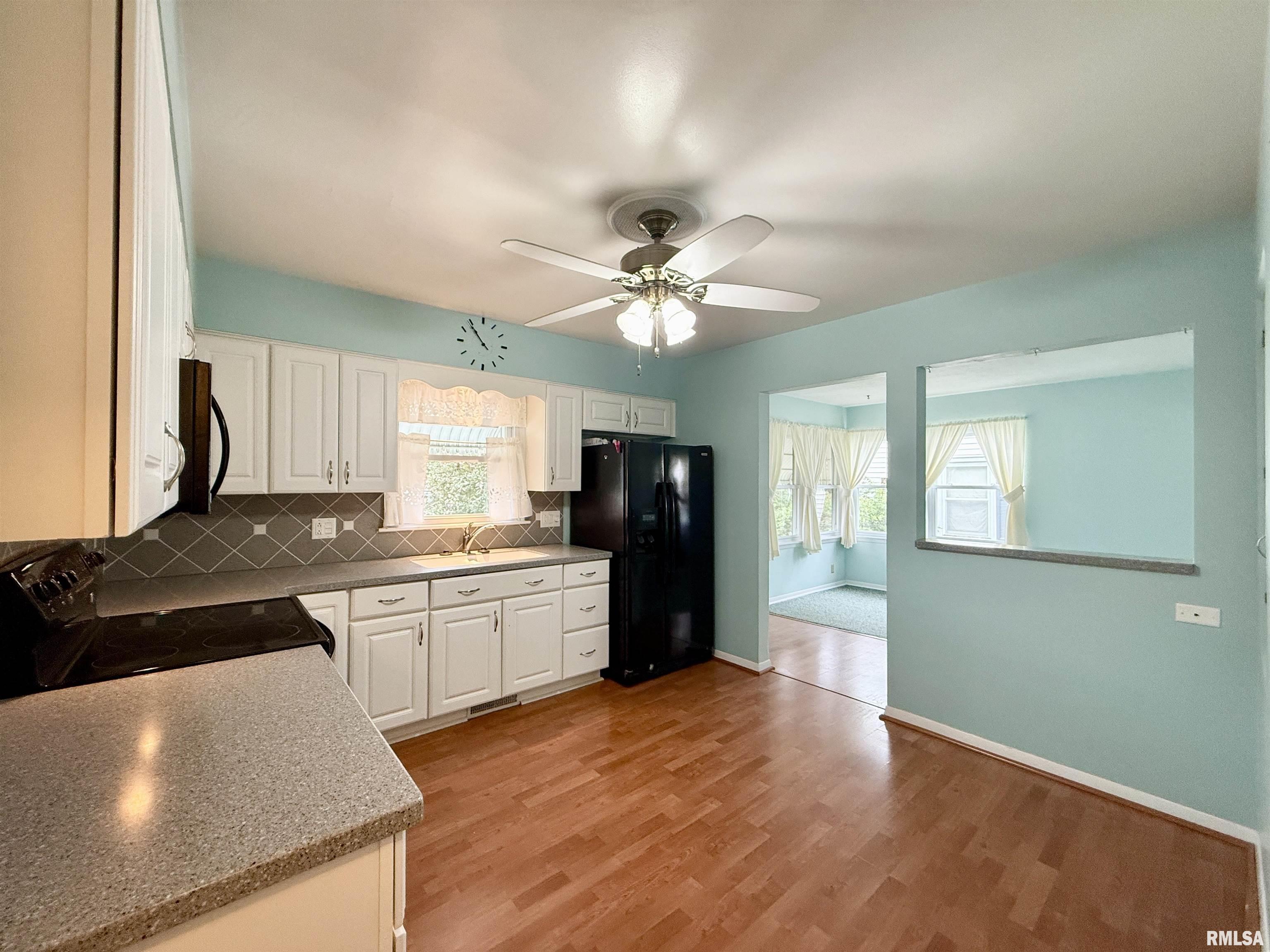 10 Blackhawk Hills Court, Rock Island, Illinois image 6