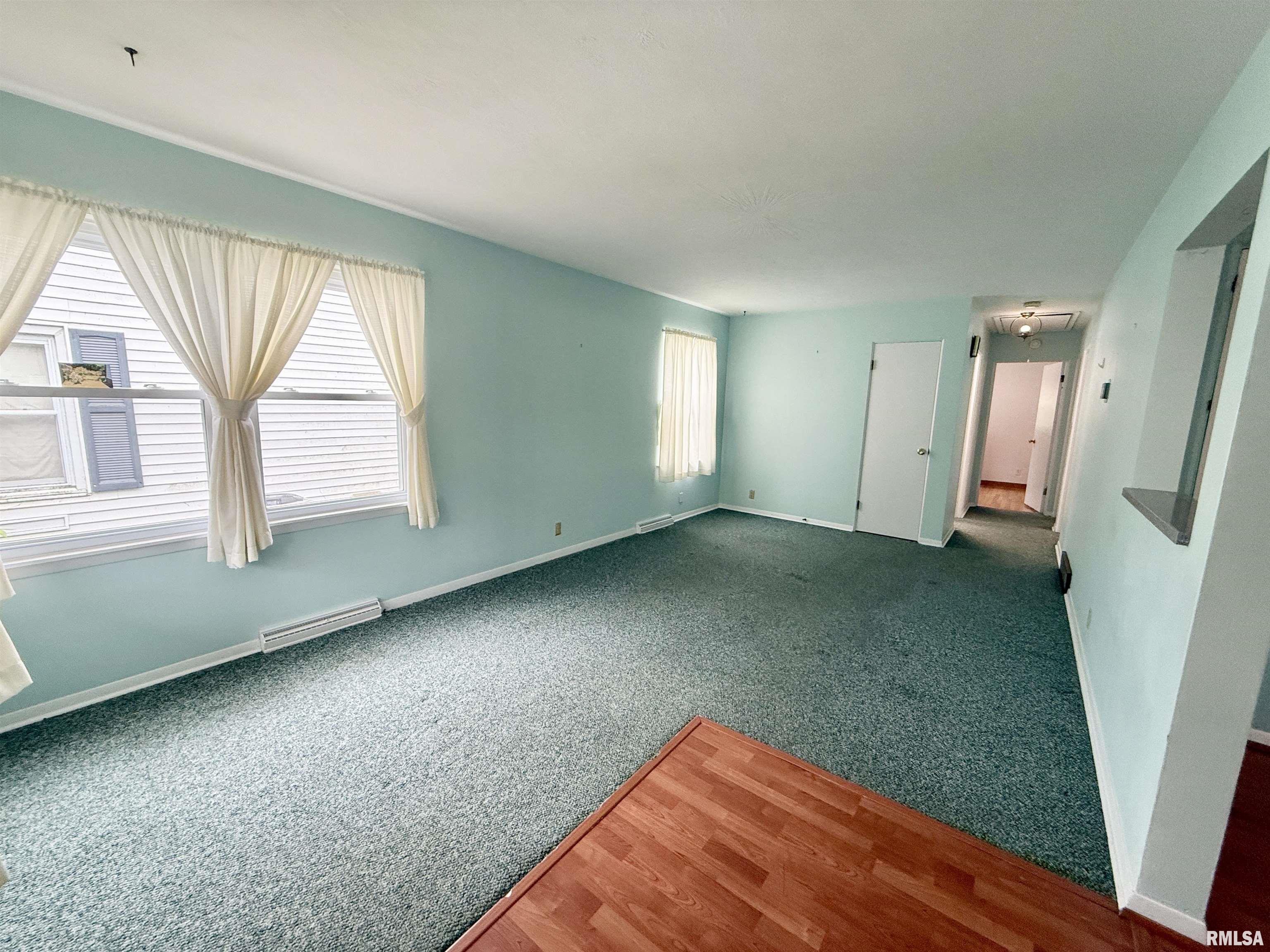 10 Blackhawk Hills Court, Rock Island, Illinois image 3