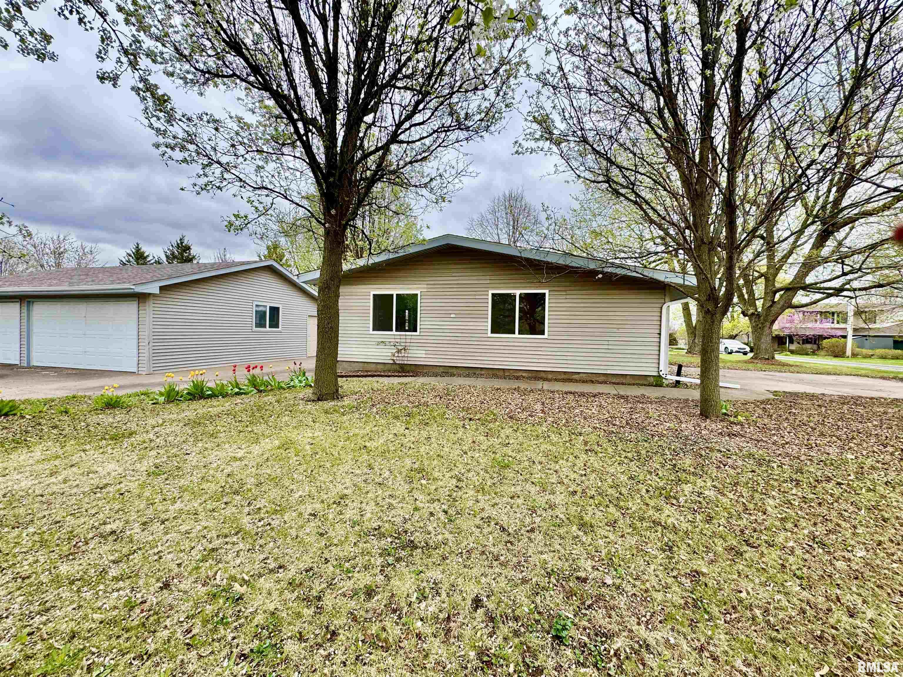 1401 12th Avenue, Viola, Illinois image 2