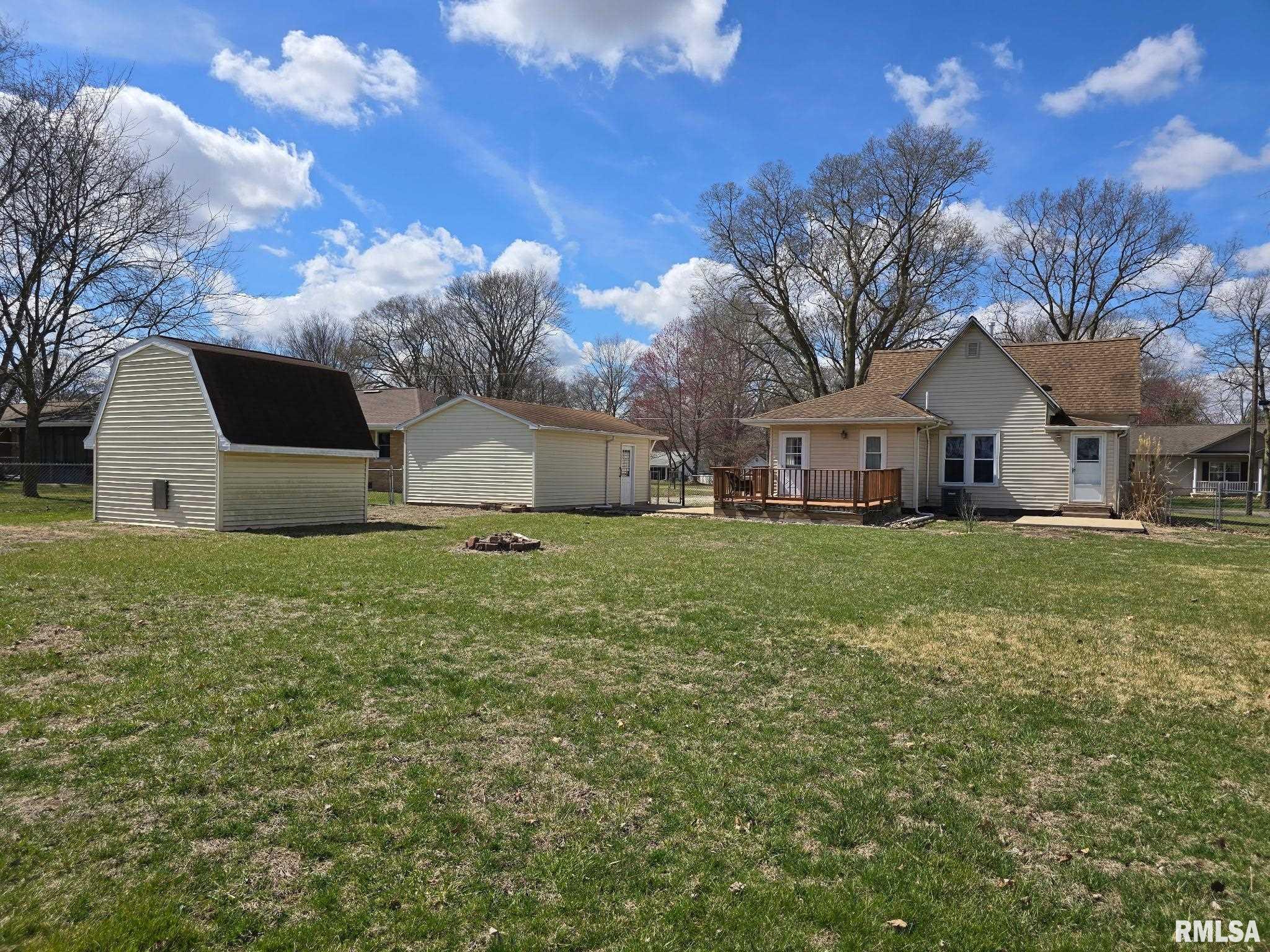 302 S Park Avenue, Manito, Illinois image 29