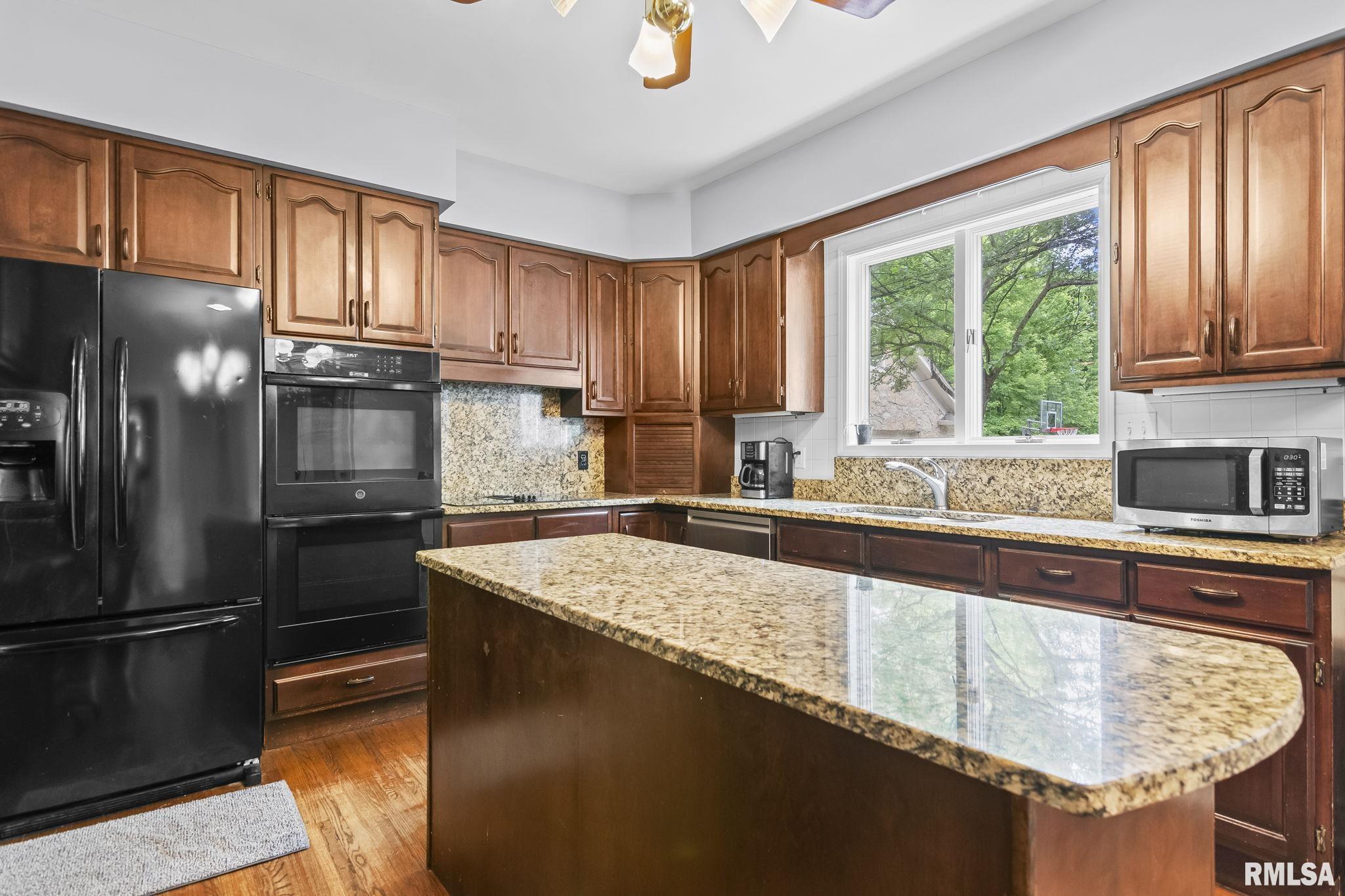 1931 Illini Road, Springfield, Illinois image 22