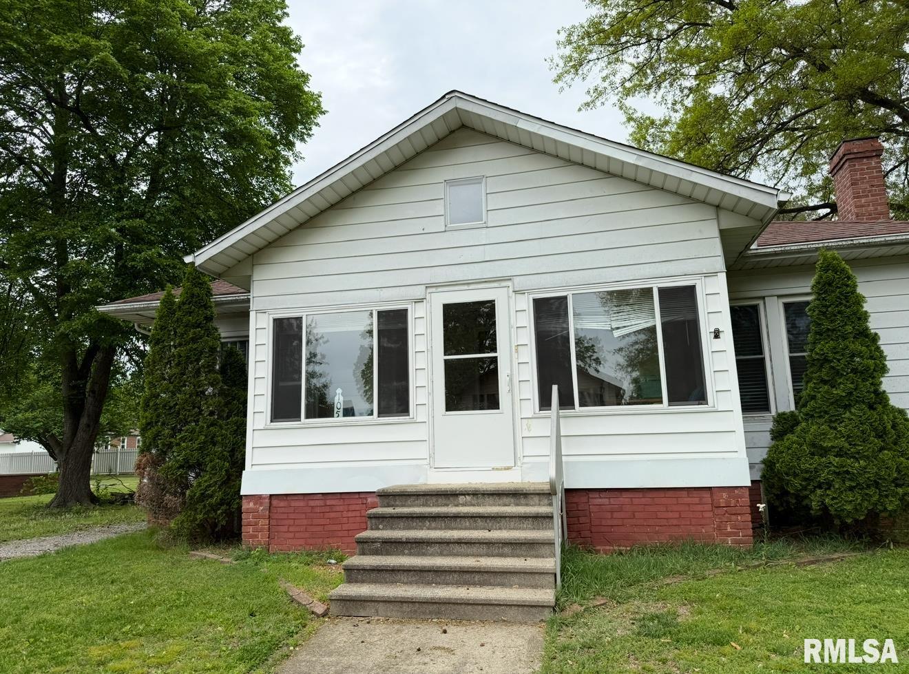 105 E Rea Street, Valier, Illinois image 30