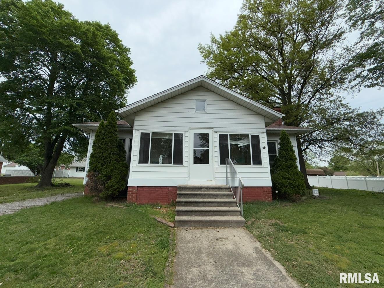 105 E Rea Street, Valier, Illinois image 27