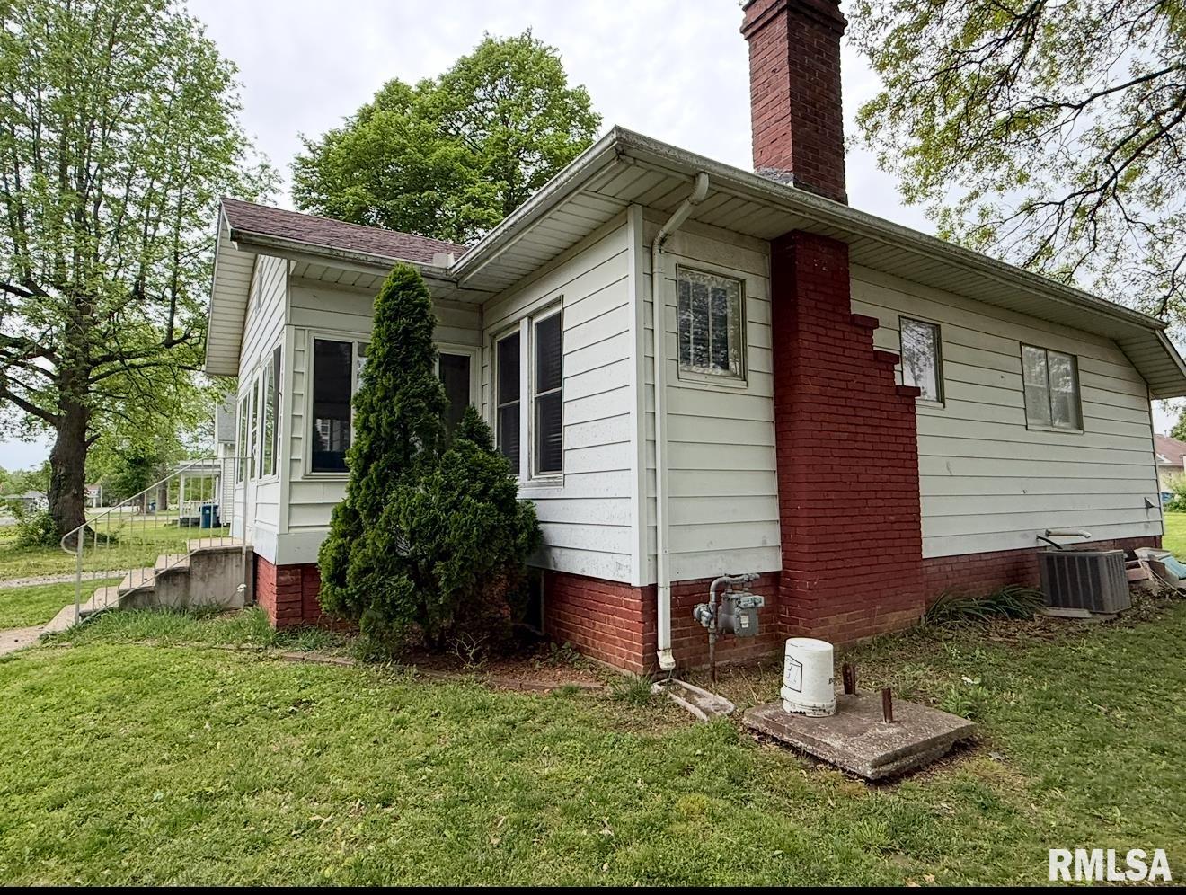 105 E Rea Street, Valier, Illinois image 29