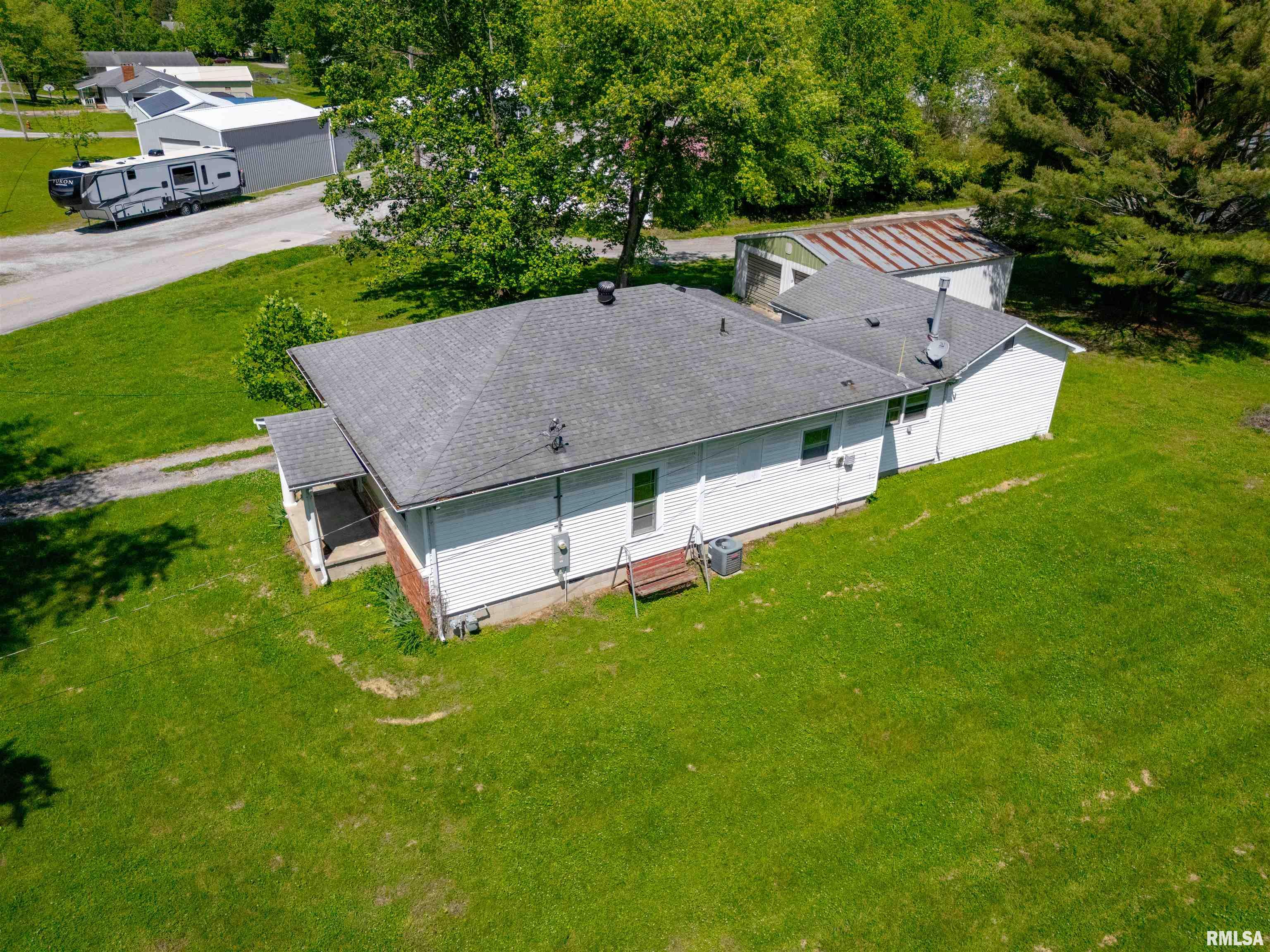 602 Barr Street, Carterville, Illinois image 27
