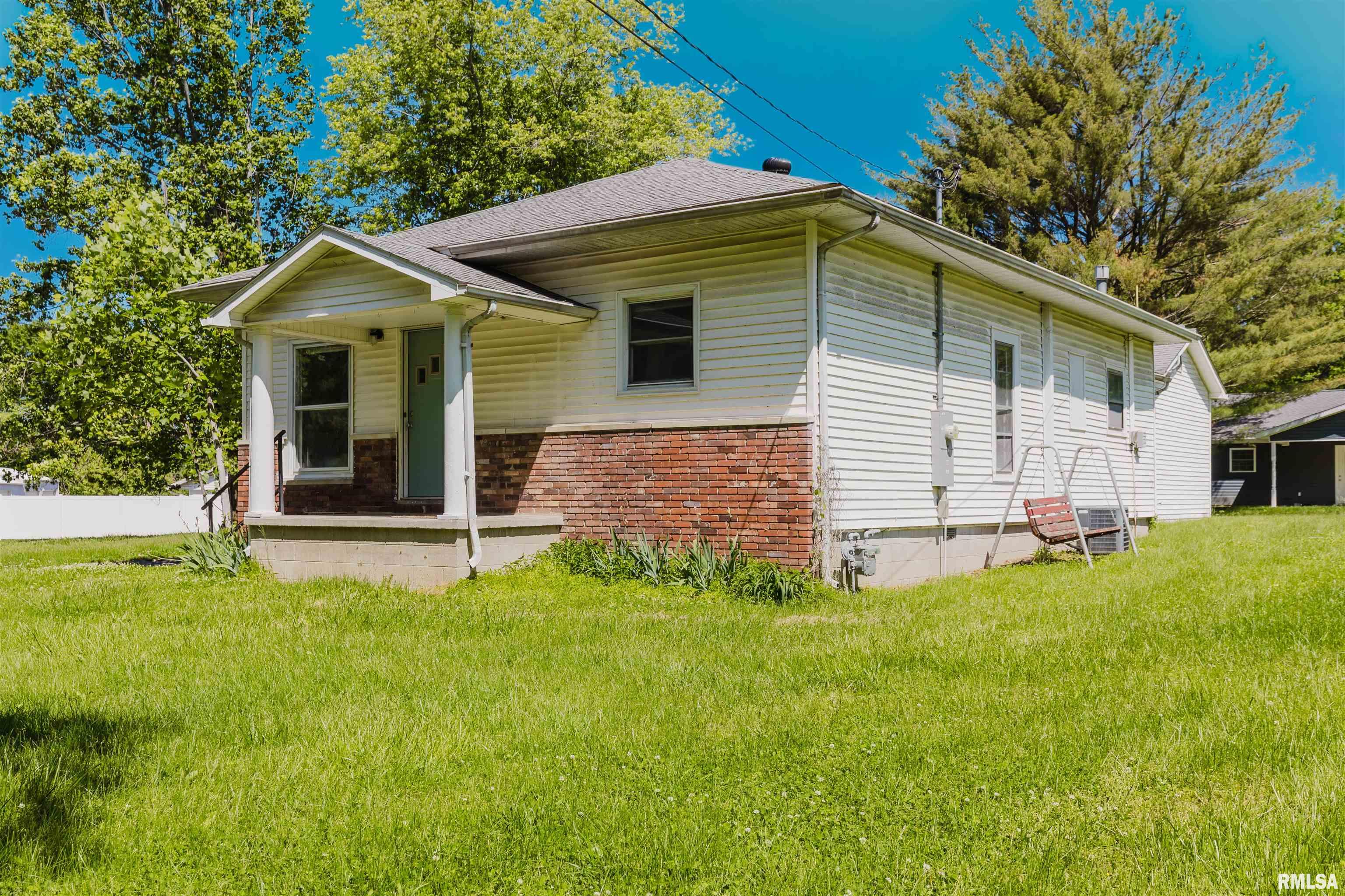 602 Barr Street, Carterville, Illinois image 3