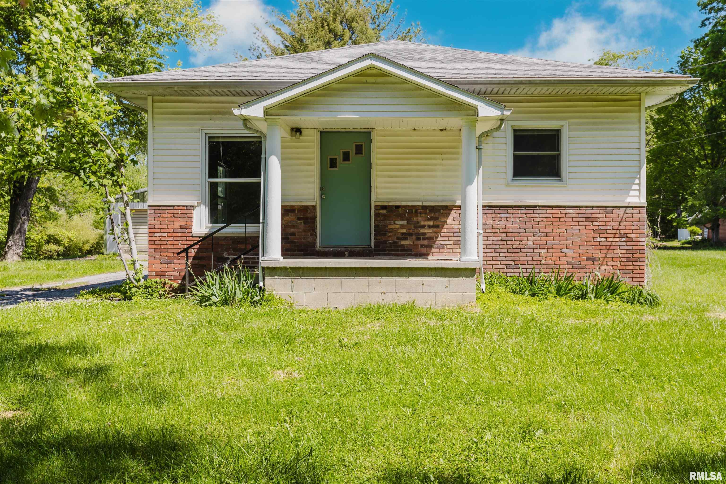 602 Barr Street, Carterville, Illinois image 1