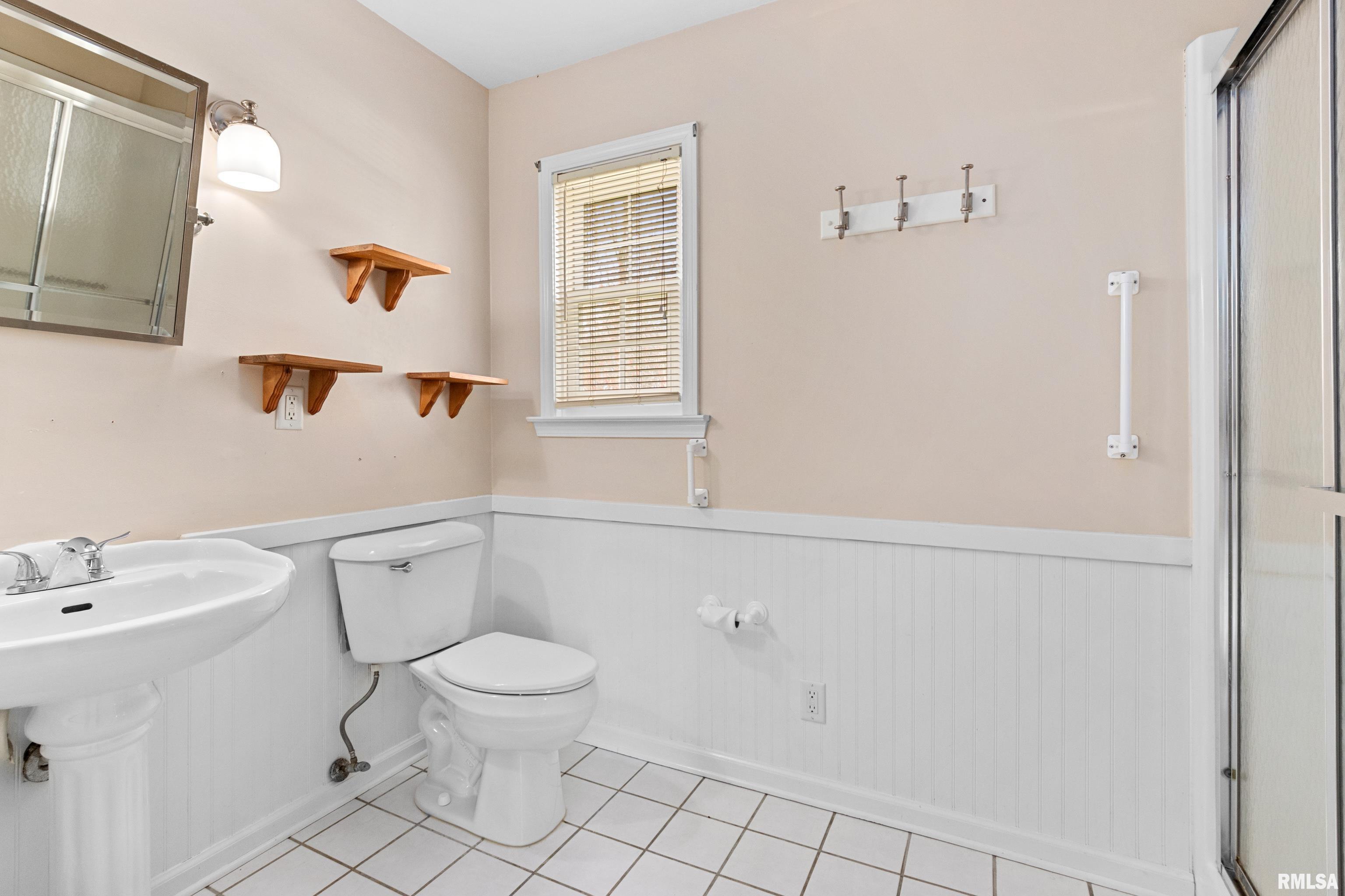 298 E Golden Maple Drive, East Peoria, Illinois image 35