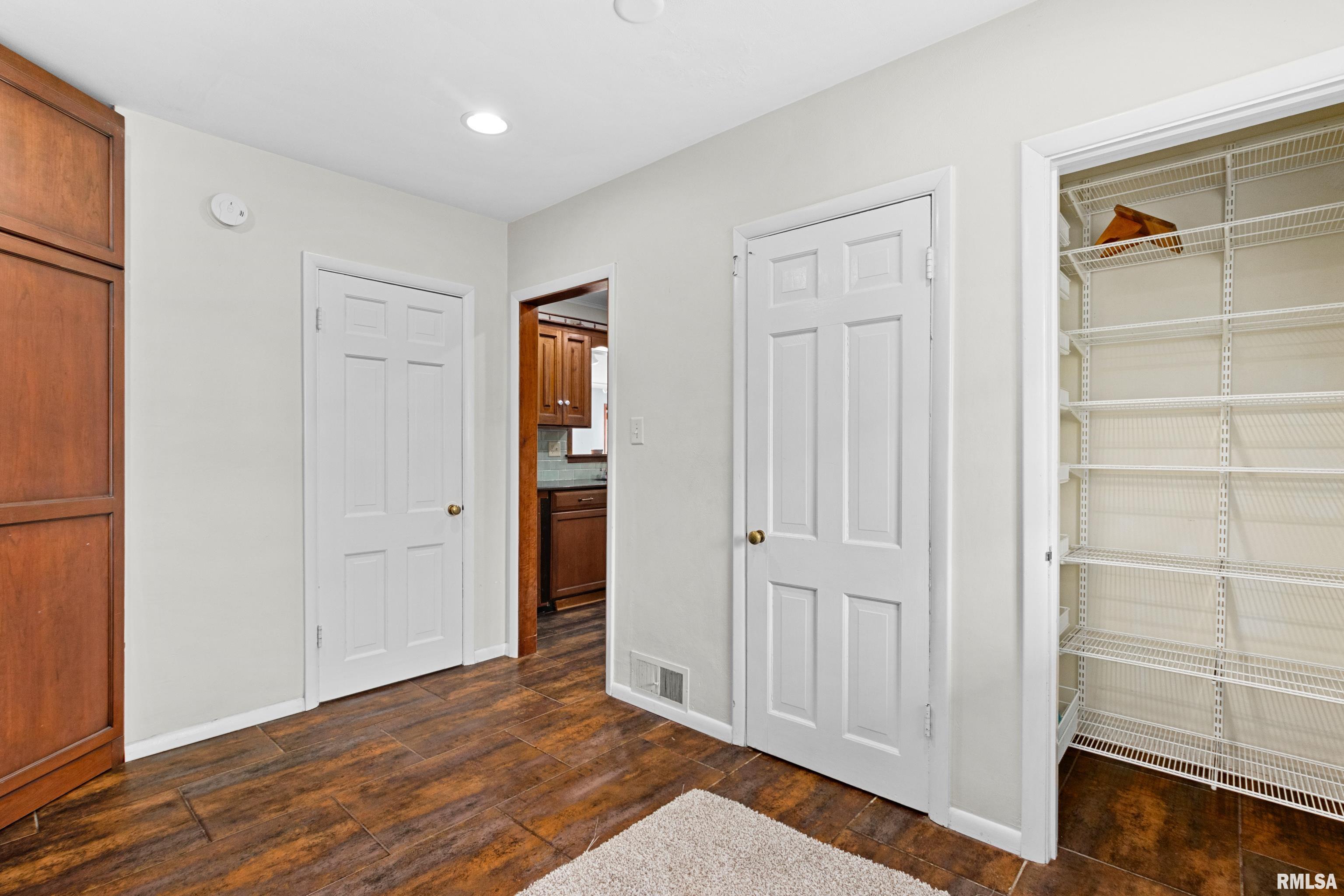 298 E Golden Maple Drive, East Peoria, Illinois image 30