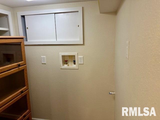 326 Fairway Avenue, Taylorville, Illinois image 24