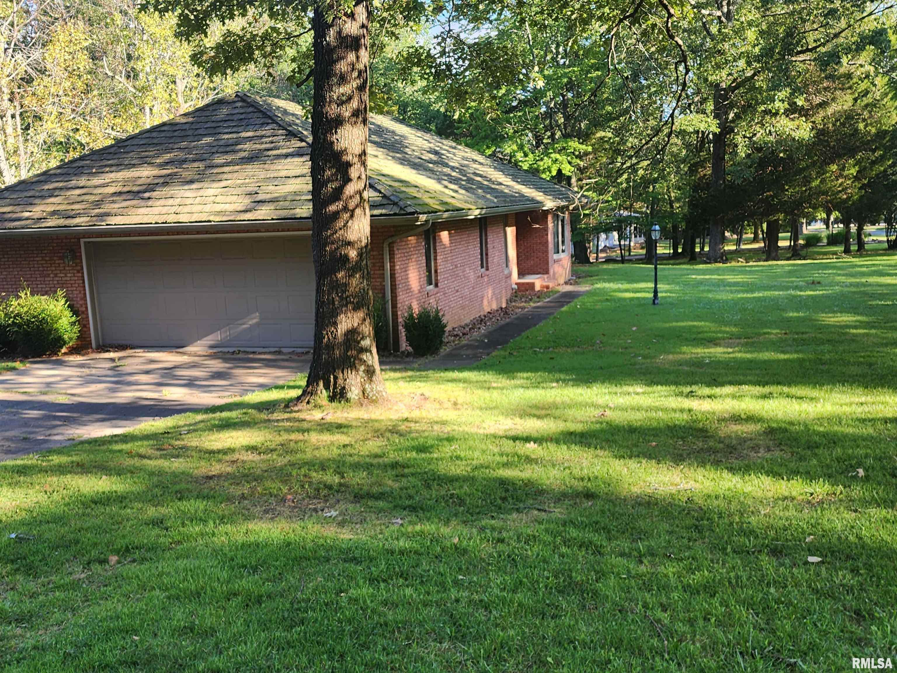 1110 Sally Holler Road, Harrisburg, Illinois image 9