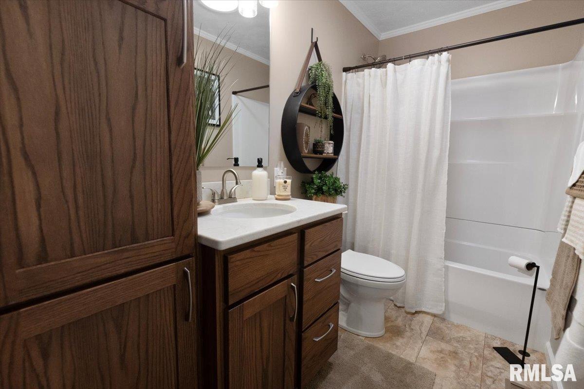 802 Hess Street, Vienna, Illinois image 15