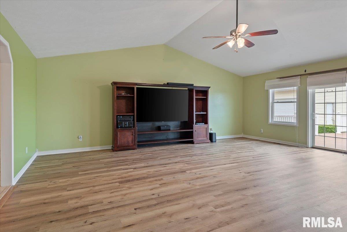 1205 Michele Drive, Pawnee, Illinois image 7