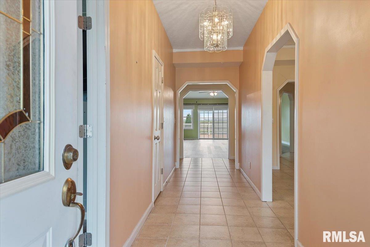 1205 Michele Drive, Pawnee, Illinois image 5