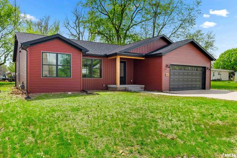Photo of 350 E 4TH Street, El Paso, IL 61738 (MLS # PA1265630)