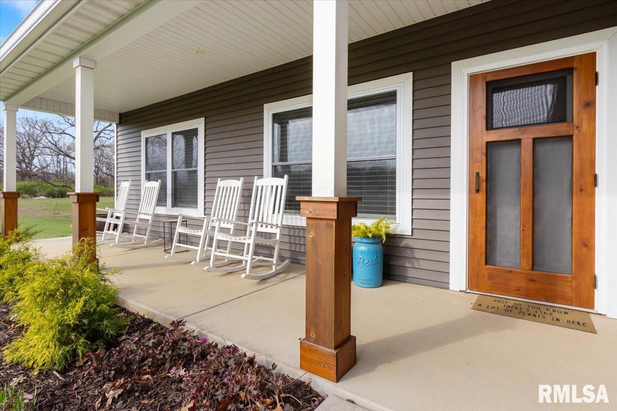 1573 Elkhorn Lane, Metamora, Illinois image 5