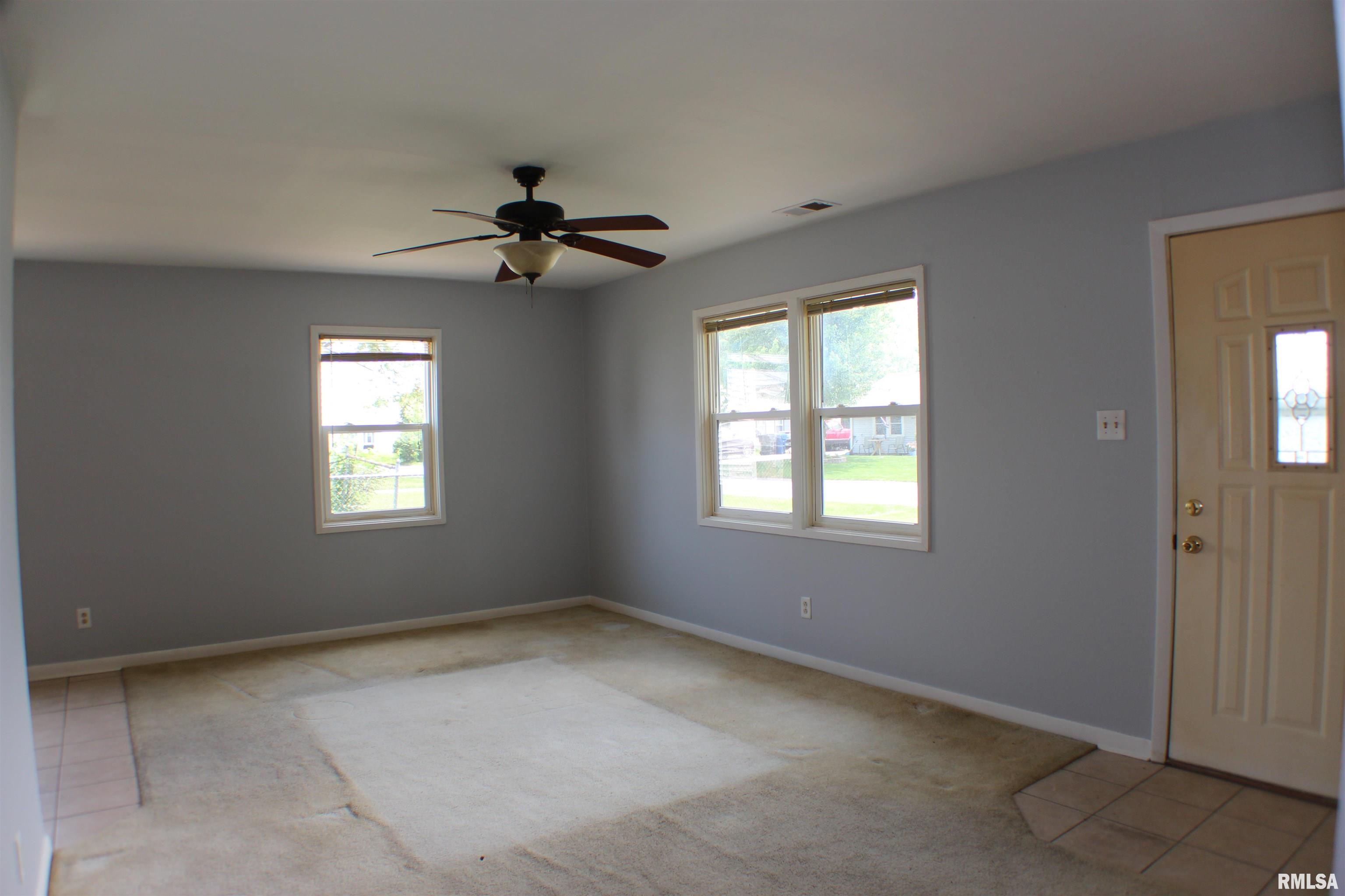 2516 W 68th Street, Davenport, Iowa image 4